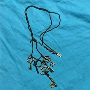 Aeropostale skeleton keys necklace